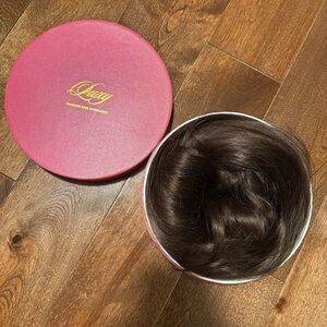 NEW 20” Luxy Seamless Clip In Hair Extensions in Medium NATURAL Brown